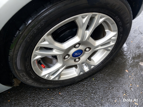 FORD Fiesta Hatch 1.6 16V 4P SE FLEX, Foto 4