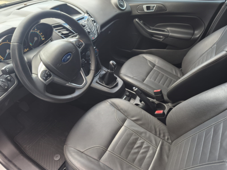 FORD Fiesta Hatch 1.6 16V 4P TITANIUM FLEX, Foto 6