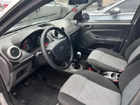 FORD Fiesta Hatch 1.6 CLASS, Foto 5