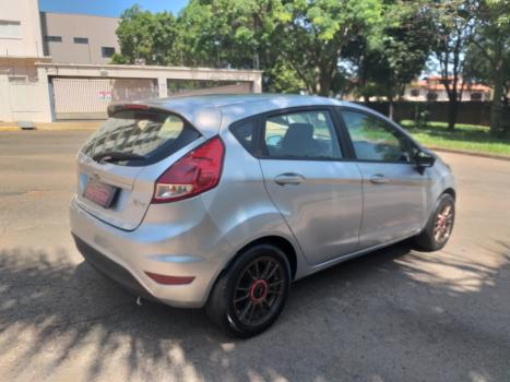 FORD Fiesta Hatch 1.5 16V 4P S FLEX, Foto 5