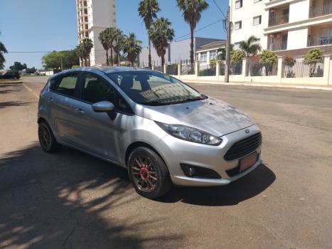 FORD Fiesta Hatch 1.5 16V 4P S FLEX, Foto 8