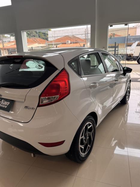 FORD Fiesta Hatch 1.5 16V 4P SE FLEX, Foto 6