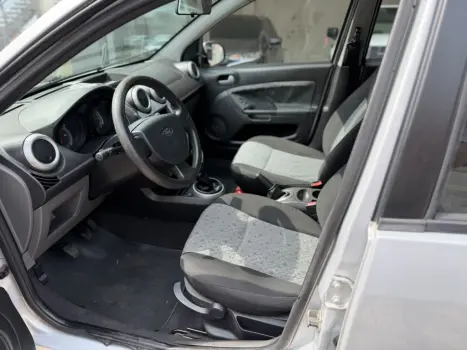 FORD Fiesta Hatch 1.6 4P CLASS FLEX, Foto 6