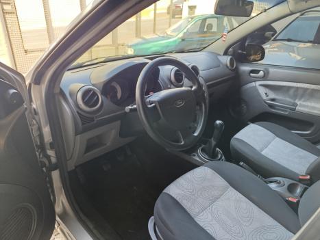 FORD Fiesta Sedan 1.6 4P FLEX, Foto 8