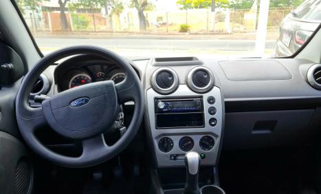 FORD Fiesta Sedan 1.6 4P FLEX, Foto 6