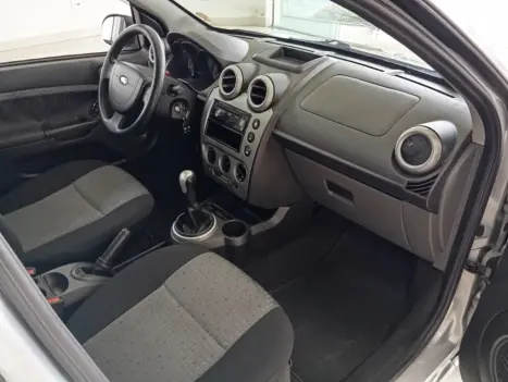 FORD Fiesta Sedan 1.6 4P ROCAM FLEX, Foto 8 FORD Fiesta Sedan 1.6 4P ROCAM FLEX, Foto 8