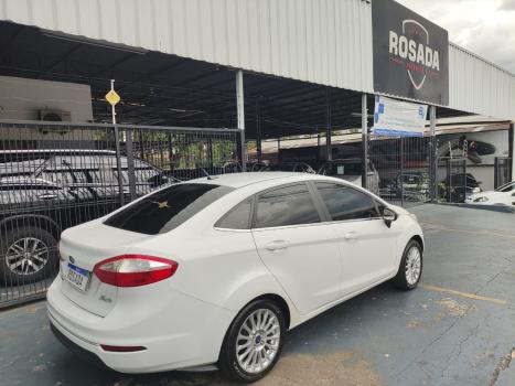 FORD Fiesta Sedan 1.6 4P FLEX TITANIUM POWERSHIFT AUTOMÁTICO, Foto 4 FORD Fiesta Sedan 1.6 4P FLEX TITANIUM POWERSHIFT AUTOMÁTICO, Foto 4