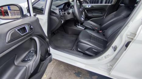 FORD Fiesta Sedan 1.6 4P FLEX TITANIUM POWERSHIFT AUTOMÁTICO, Foto 7 FORD Fiesta Sedan 1.6 4P FLEX TITANIUM POWERSHIFT AUTOMÁTICO, Foto 7