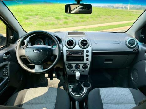 FORD Fiesta Sedan 1.6 4P FLEX, Foto 10 FORD Fiesta Sedan 1.6 4P FLEX, Foto 10