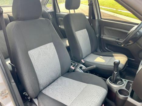 FORD Fiesta Sedan 1.6 4P FLEX, Foto 11 FORD Fiesta Sedan 1.6 4P FLEX, Foto 11