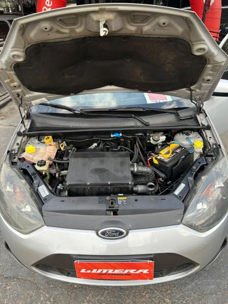 FORD Fiesta Sedan 1.6 4P FLEX, Foto 5
