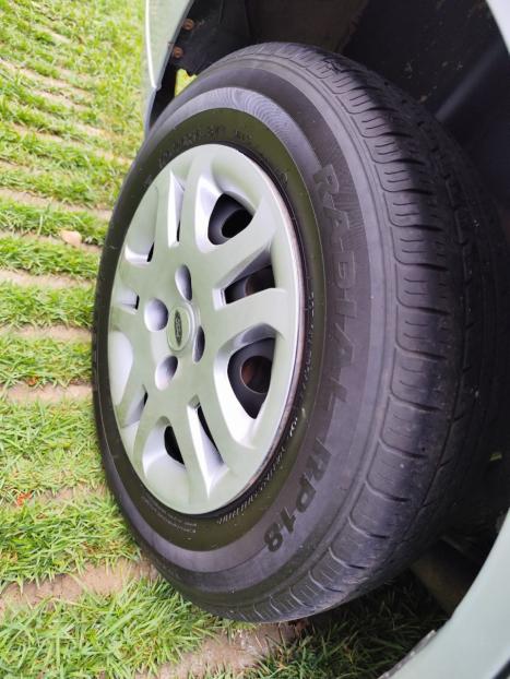 FORD Fiesta Sedan 1.6 4P FLEX, Foto 2