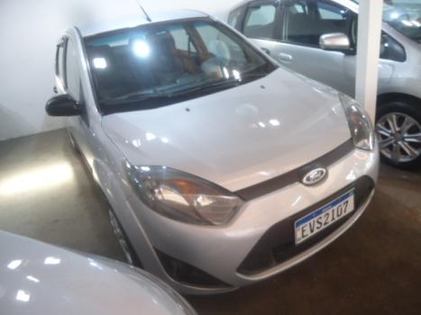 FORD Fiesta Sedan 1.6 4P FLEX, Foto 1