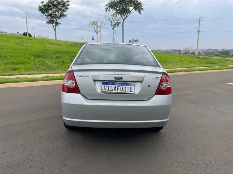 FORD Fiesta Sedan 1.6 4P FLEX, Foto 4