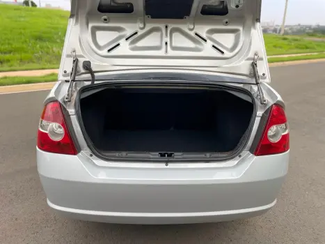 FORD Fiesta Sedan 1.6 4P FLEX, Foto 14