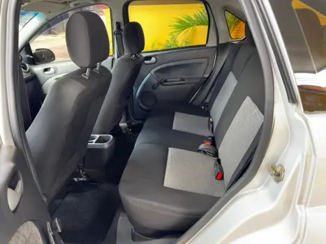 FORD Fiesta Sedan 1.6 4P FLEX, Foto 4