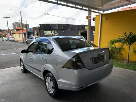 FORD Fiesta Sedan 1.6 4P FLEX, Foto 10