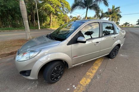 FORD Fiesta Sedan 1.6 4P FLEX, Foto 1