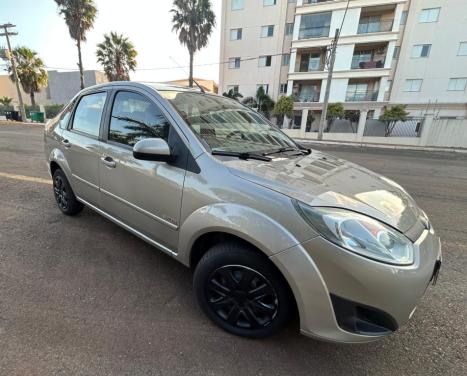 FORD Fiesta Sedan 1.6 4P FLEX, Foto 2