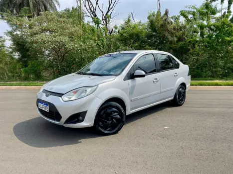 FORD Fiesta Sedan 1.6 4P FLEX, Foto 1