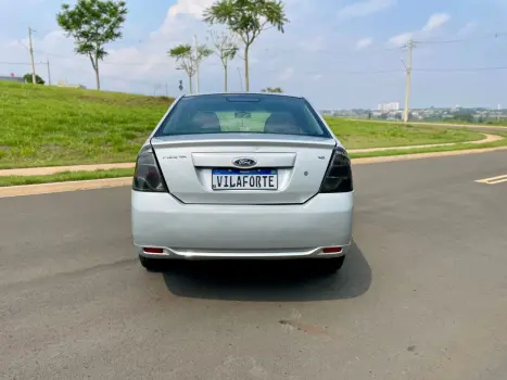 FORD Fiesta Sedan 1.6 4P FLEX, Foto 4