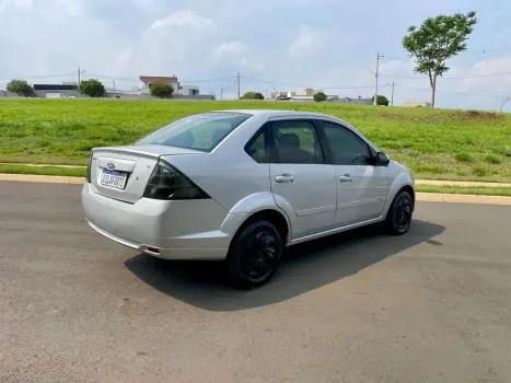 FORD Fiesta Sedan 1.6 4P FLEX, Foto 5