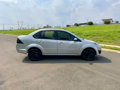 FORD Fiesta Sedan 1.6 4P FLEX, Foto 6