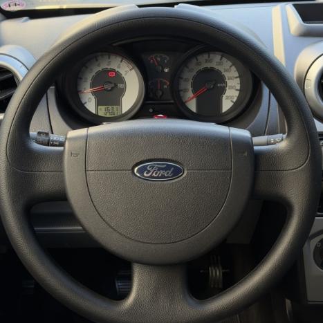 FORD Fiesta Sedan 1.6 16V 4P SEL, Foto 10
