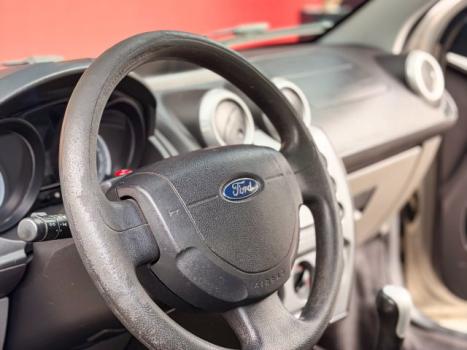 FORD Fiesta Sedan 1.6 16V 4P SE FLEX, Foto 15
