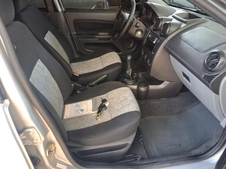 FORD Fiesta Sedan 1.6 4P FLEX, Foto 13