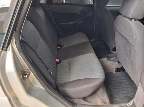 FORD Focus Hatch 1.6 4P, Foto 11