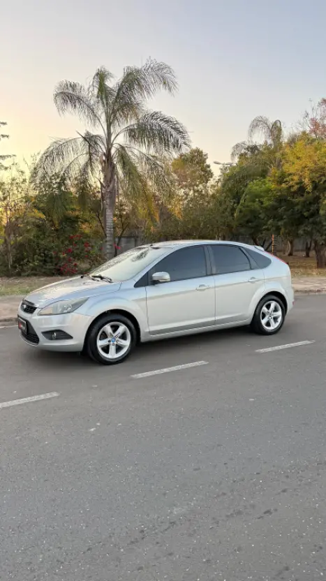 FORD Focus Hatch 1.6 16V 4P SE FLEX, Foto 6