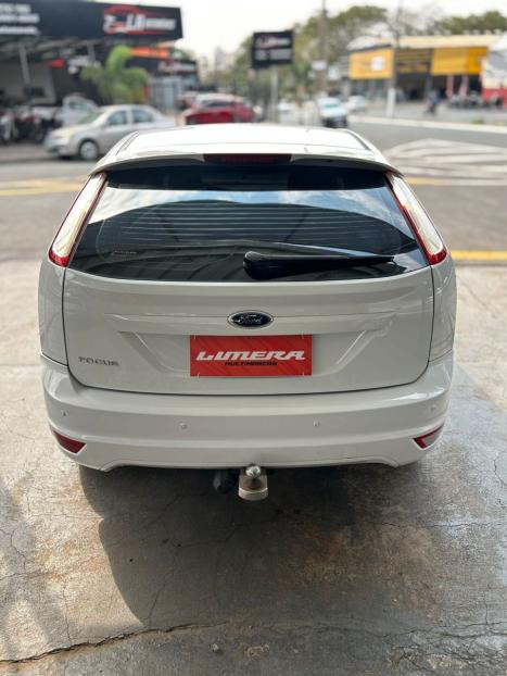 FORD Focus Hatch 1.6 16V 4P SE FLEX, Foto 4