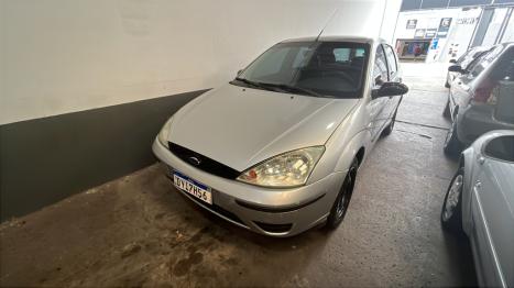 FORD Focus Hatch 1.6 4P GL, Foto 1