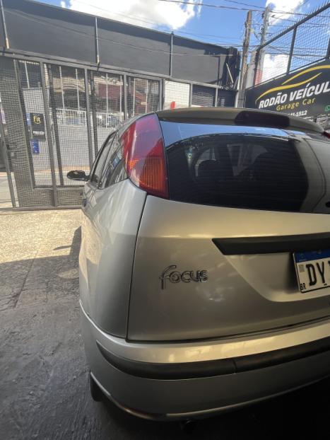 FORD Focus Hatch 1.6 4P GL, Foto 3