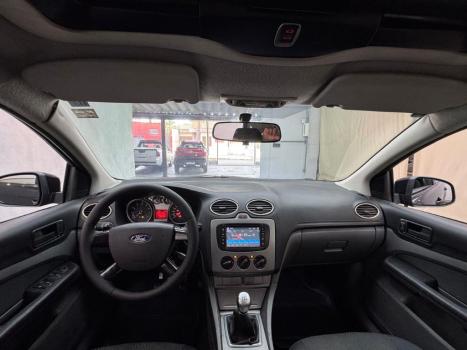 FORD Focus Hatch 1.6 4P, Foto 8