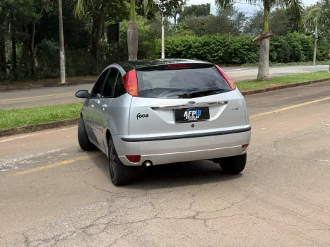 FORD Focus Hatch 1.6 16V 4P SE FLEX, Foto 4