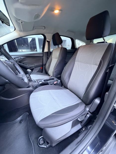 FORD Focus Hatch 1.6 16V 4P SE PLUS FLEX, Foto 10