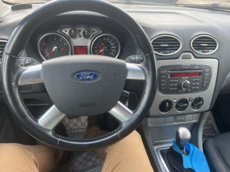 FORD Focus Hatch 1.6 16V 4P FLEX GL, Foto 5