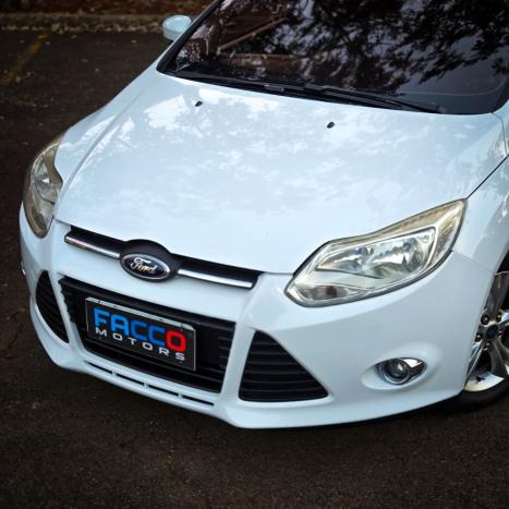 FORD Focus Hatch 1.6 16V 4P SE FLEX, Foto 2