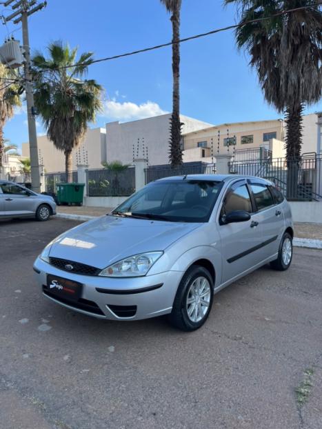 FORD Focus Hatch 1.6 4P GLX FLEX, Foto 2