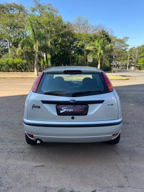FORD Focus Hatch 1.6 4P GLX FLEX, Foto 6