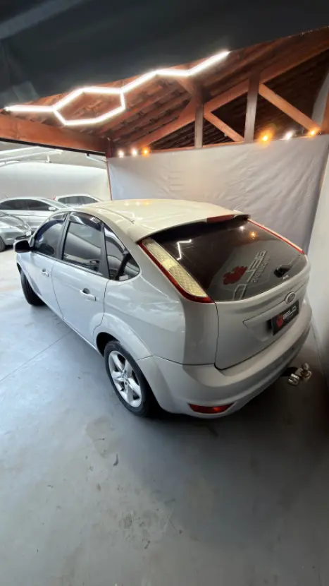 FORD Focus Hatch 1.6 4P GLX FLEX, Foto 4