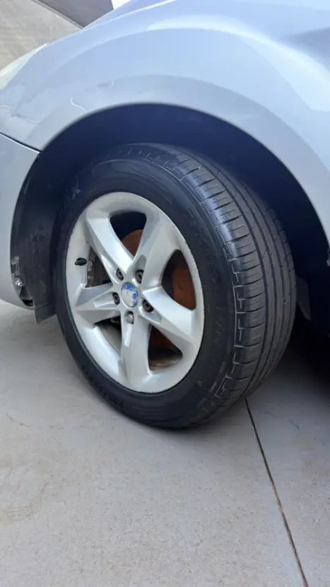 FORD Focus Hatch 1.6 4P GLX FLEX, Foto 10