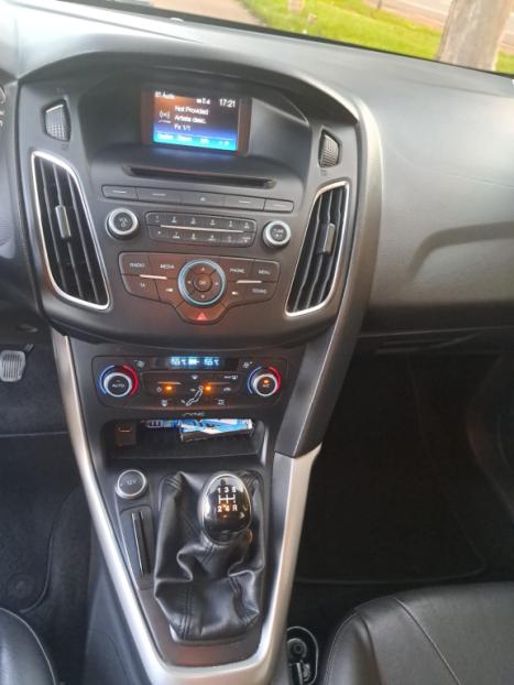 FORD Focus Hatch 1.6 16V 4P SE PLUS FLEX, Foto 10