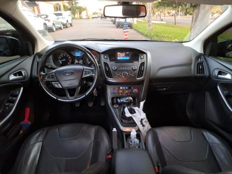 FORD Focus Hatch 1.6 16V 4P SE PLUS FLEX, Foto 11