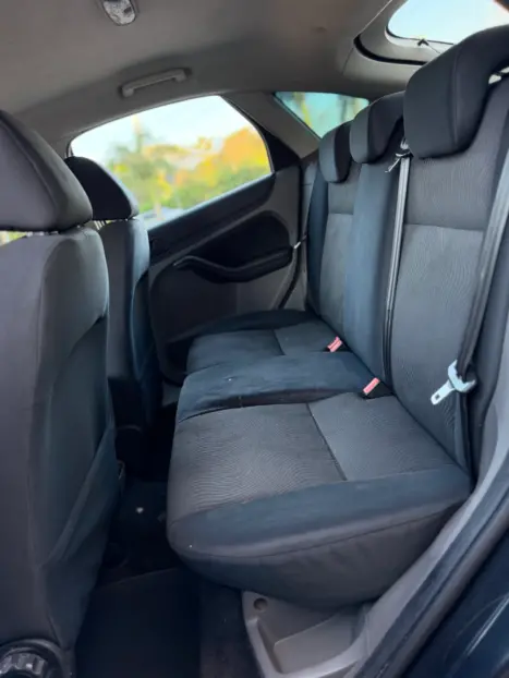 FORD Focus Hatch 1.6 4P, Foto 13