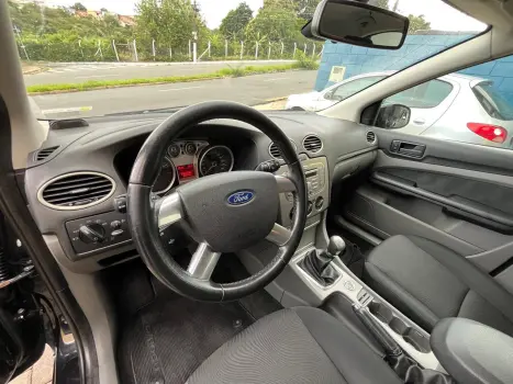 FORD Focus Hatch 2.0 16V 4P GLX FLEX, Foto 9