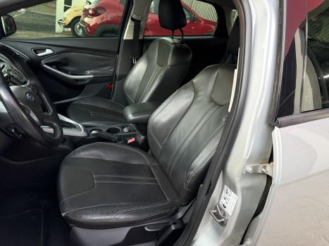 FORD Focus Hatch 2.0 16V 4P FLEX SE PLUS POWERSHIFT AUTOM�TICO, Foto 7