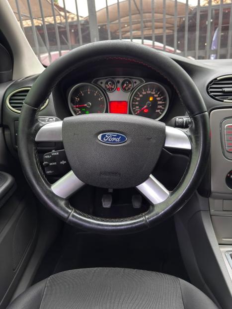FORD Focus Hatch 2.0 16V 4P FC FLEX AUTOM�TICO, Foto 7
